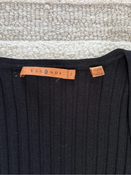 Black Ribbed Square-Neck Women's Top - Picture 3 of 3